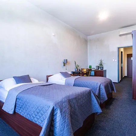 Centrum Hotel 3*